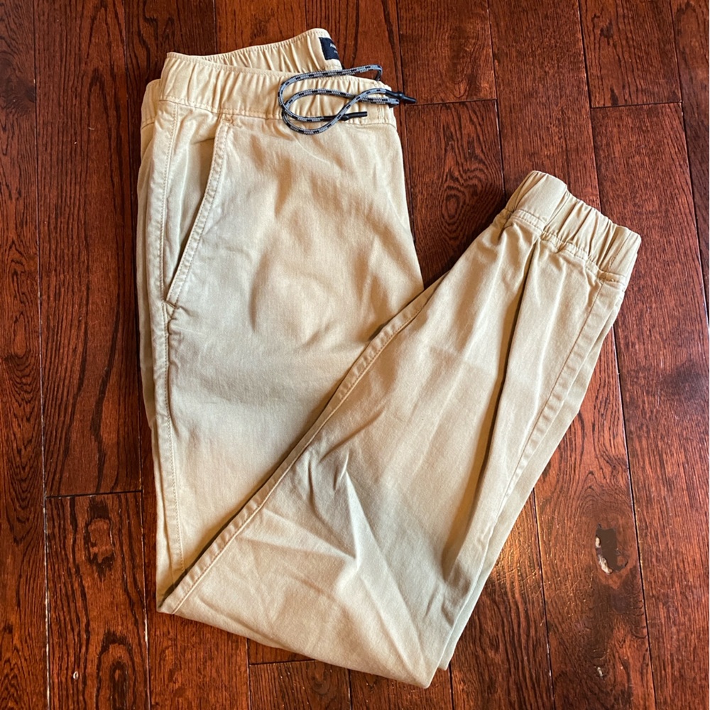 American Eagle Outfitters Men’s Khaki Pants Size S